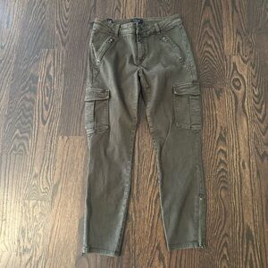 Bebe cargo zip crop pants